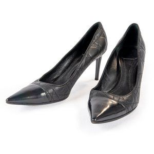CHRISTIAN DIOR Quilted Pointed Toe Leather Pumps
